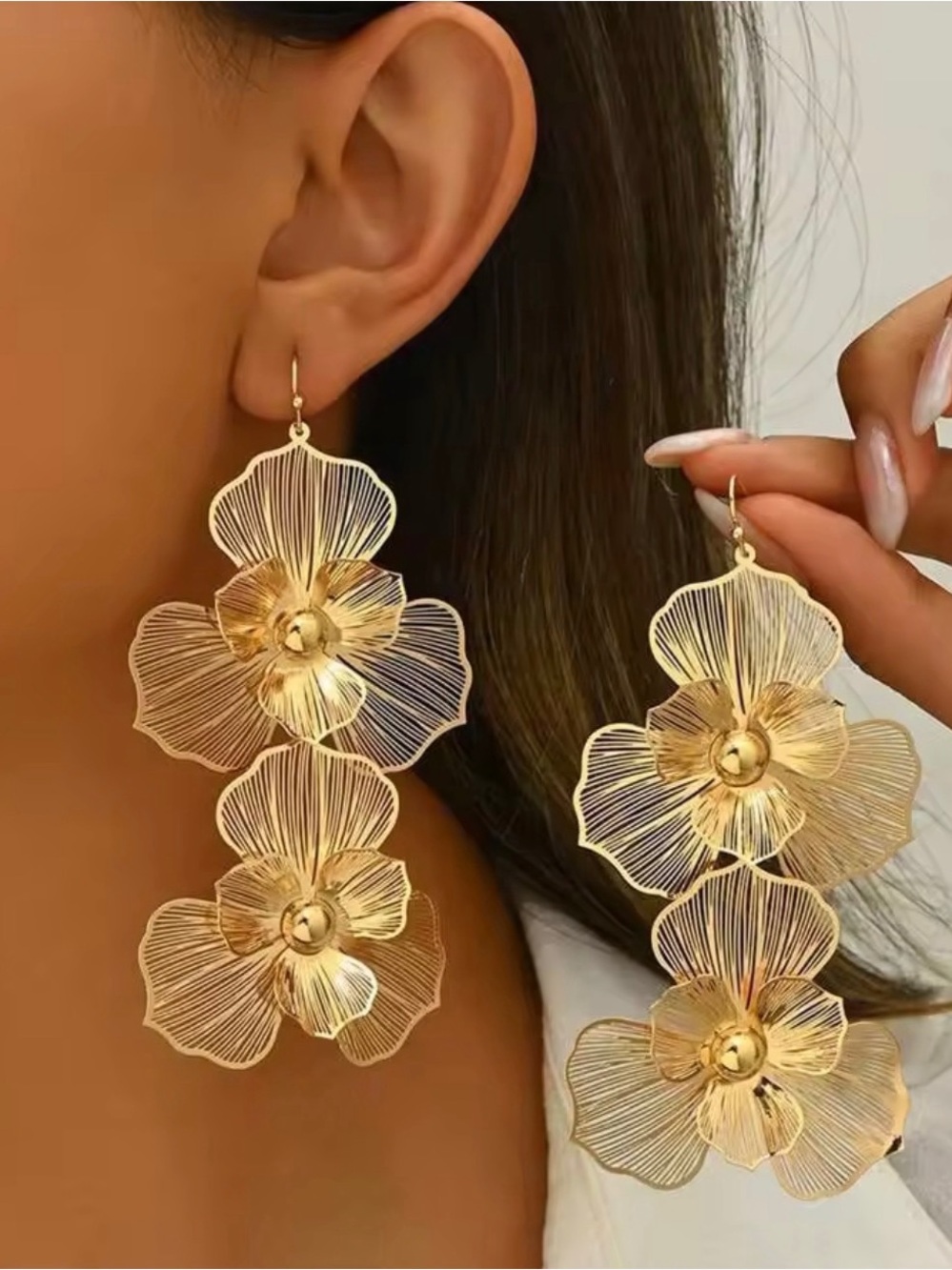 Zara Gold Tone Floral Drop Earrings - Elegant Women Jewelry NWOT